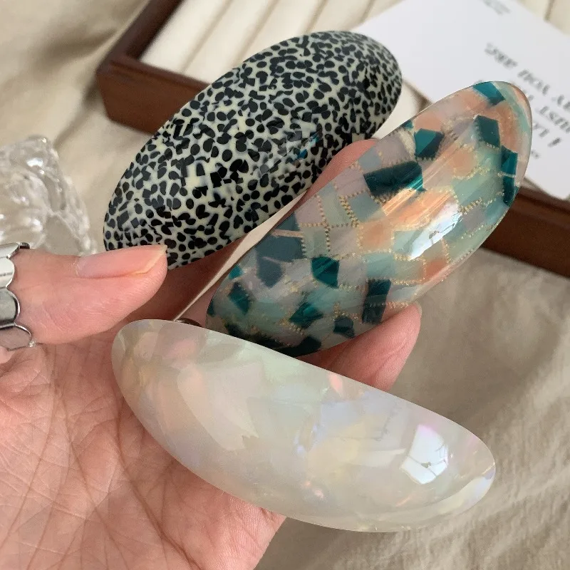 

Винтажная овальная заколка для волос из ацетата, нишевый дизайн, для боковых прядей и хвоста, для женщин, элегантная, универсальная, нескользящая, не повреждает волосы