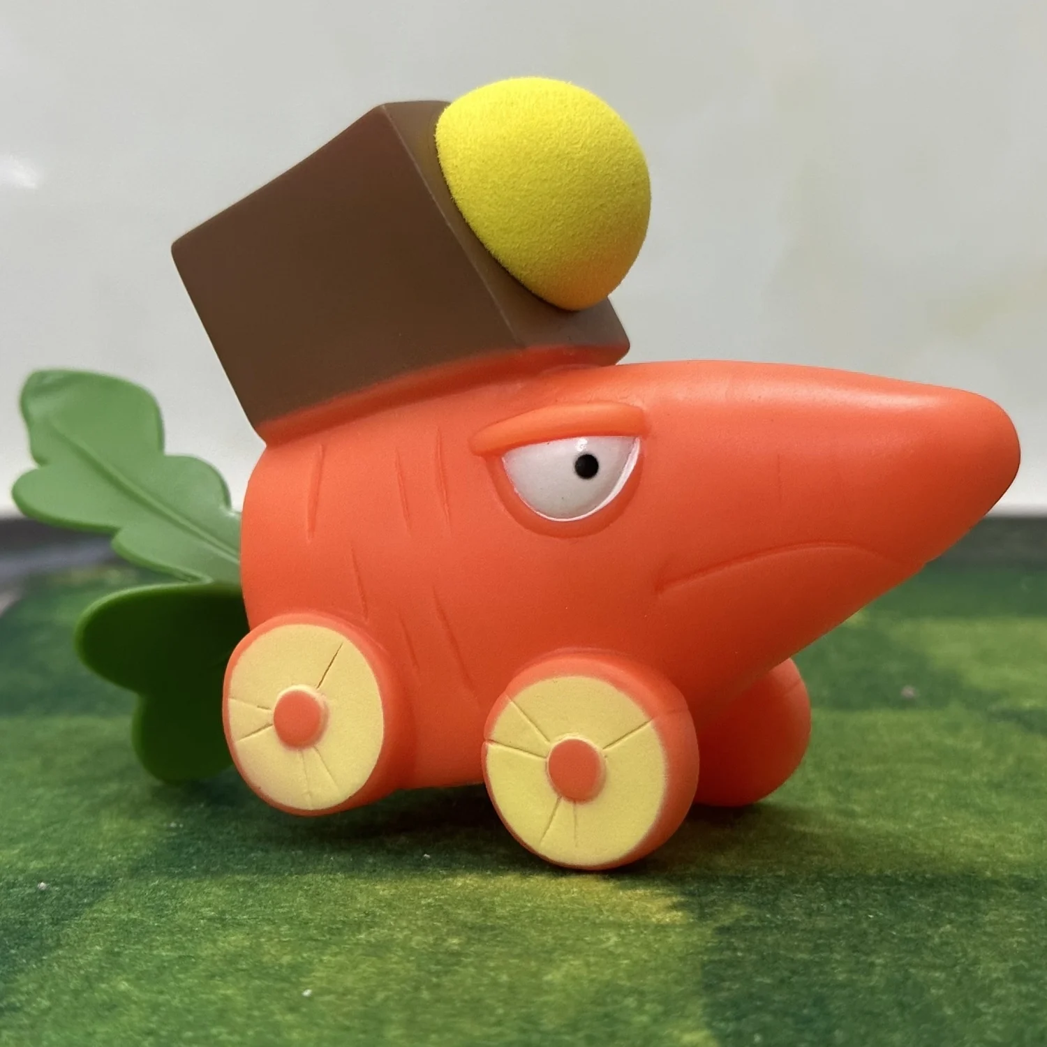 

Carrot missile new plants vs zombies 2 dit is een zachte rubber speelgoed, zombie spel scene, schietspel verjaardag cadeau