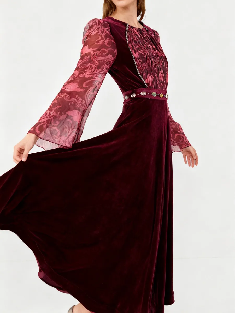 ชุดเดรส TWOTWINSTYLE ลายพิมพ์ ทรงเข้ารูป แต่งลูกปัด ดีไซน์หรูหรา สำหรับผู้หญิง คอทรงโอ แขนยาว ผ้าซีทรู แต่งระบาย