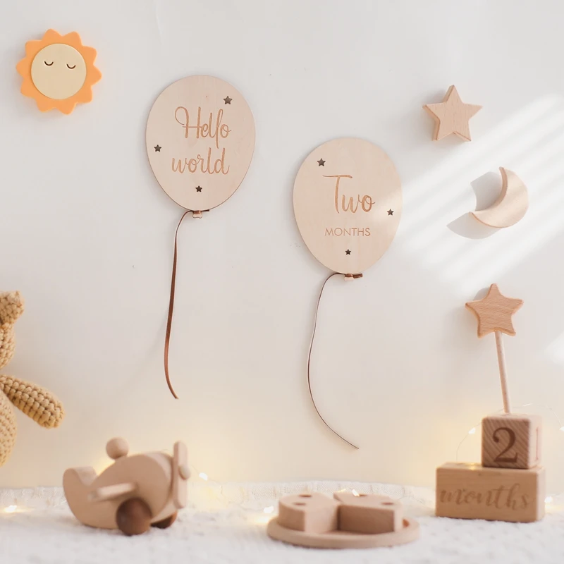 7PCS Newborn Wooden Balloon Milestone English 1-12 Month Wooden Card Baby Milestone Photography Props Birthday Party Decoration