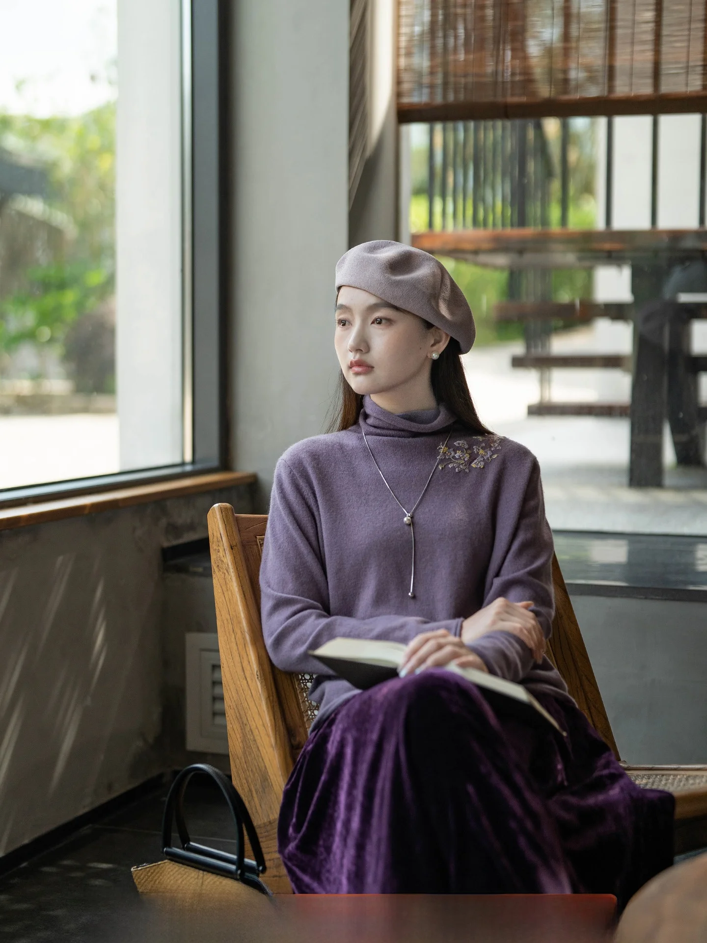 

Handmade Embroidered Camere Wool Knitted Sweater Warm Cozy Ne Pile Women's Faion Commute Sle Long Sve Thermal Sweater