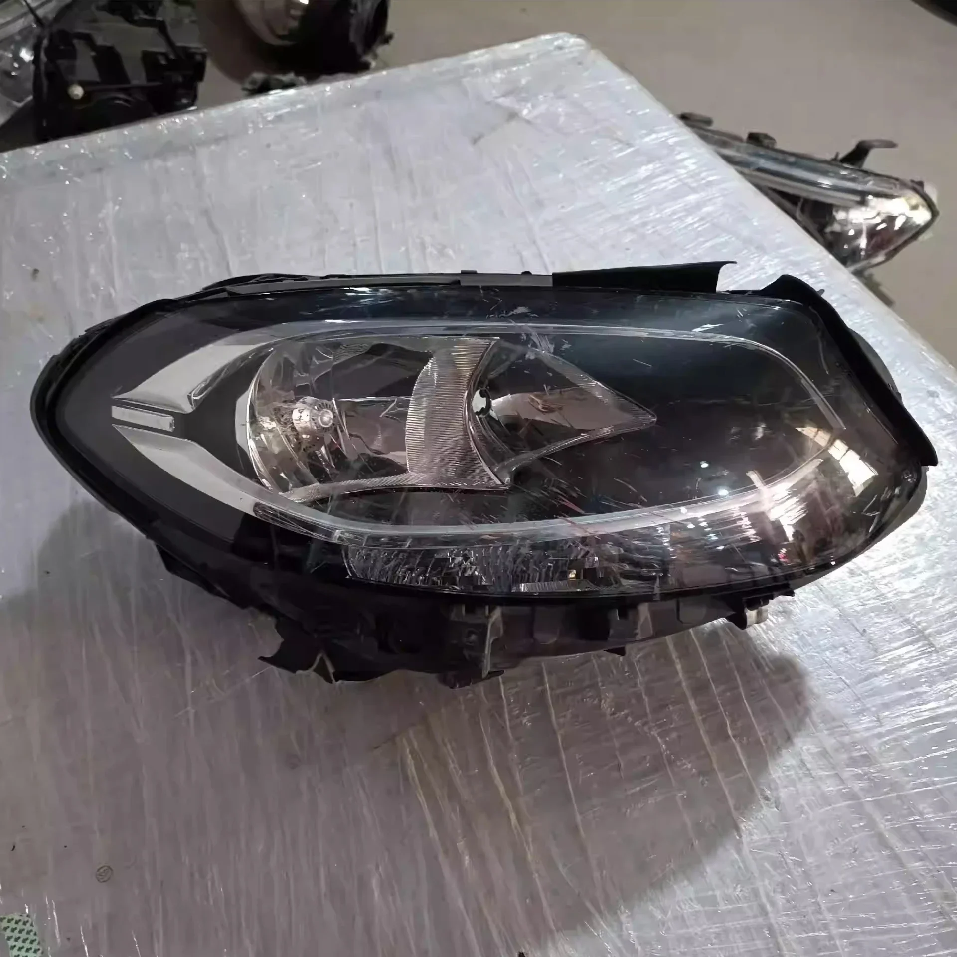 

Комплект кузова передней фары в сборе для Mercedes Benz B Class B180 B200 B260, указатель поворота, дневные ходовые огни, автомобильные аксессуары