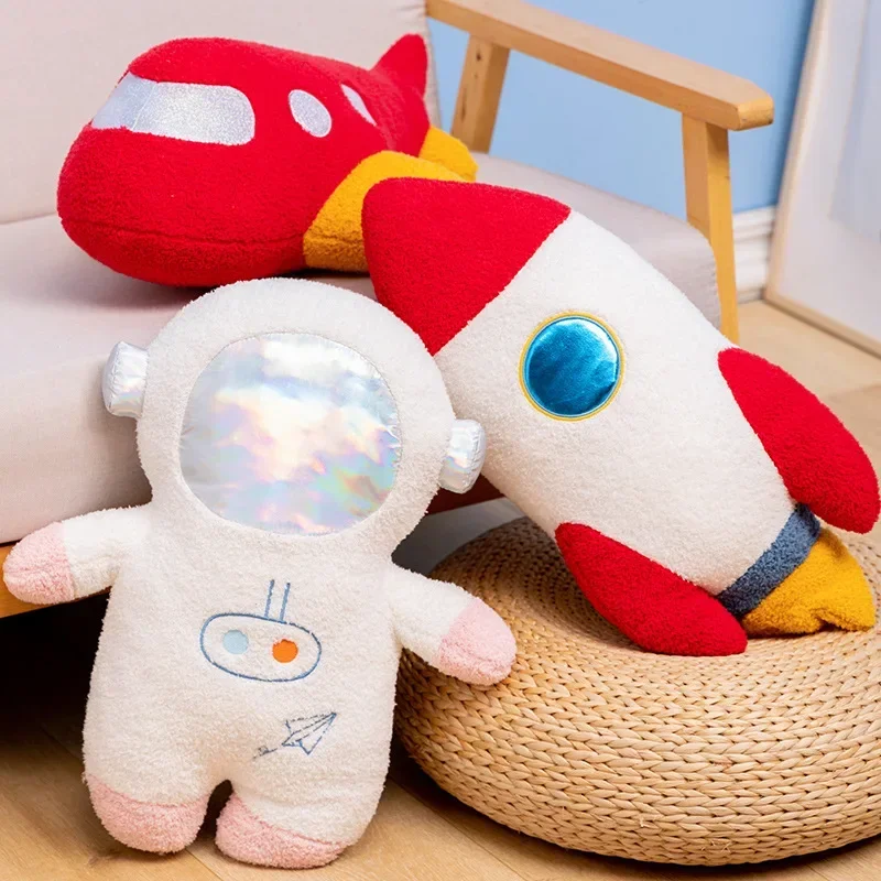 Bonito espaço astronauta travesseiro brinquedo de pelúcia foguete dormir boneca avião de pelúcia brinquedo sofá travesseiro brinquedo do miúdo