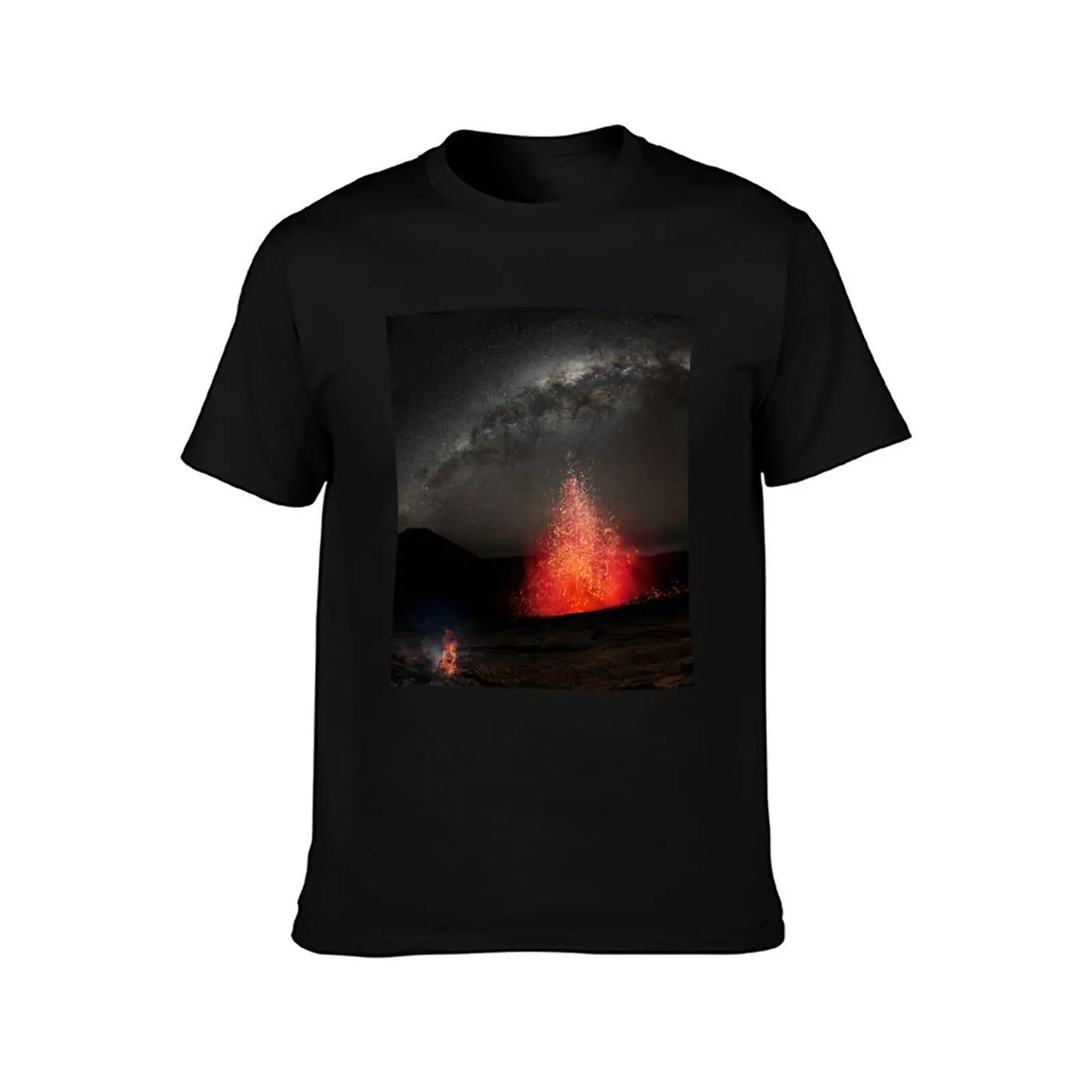 Kilauea Volcano Eruption Under The Stars. T-Shirt Plus Size Basic Cotton T-Shirt
