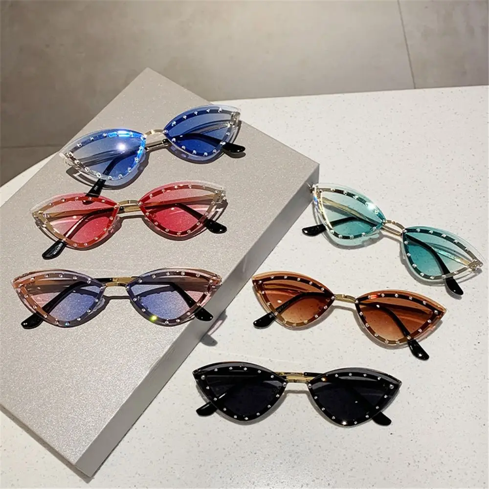 

Vintage Gradient Cat Eye Sunglasses New Stylish Multicolor Rimless Shades UV400 Protection Rhinestones Eyewear for Women & Men