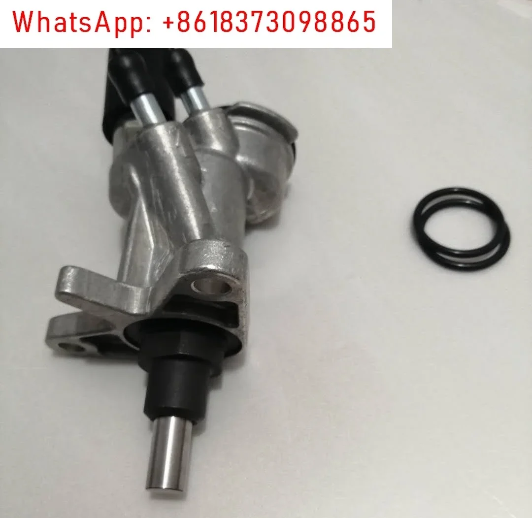 2011 oil pump, hand oil pump 04103662 04287258 04103338