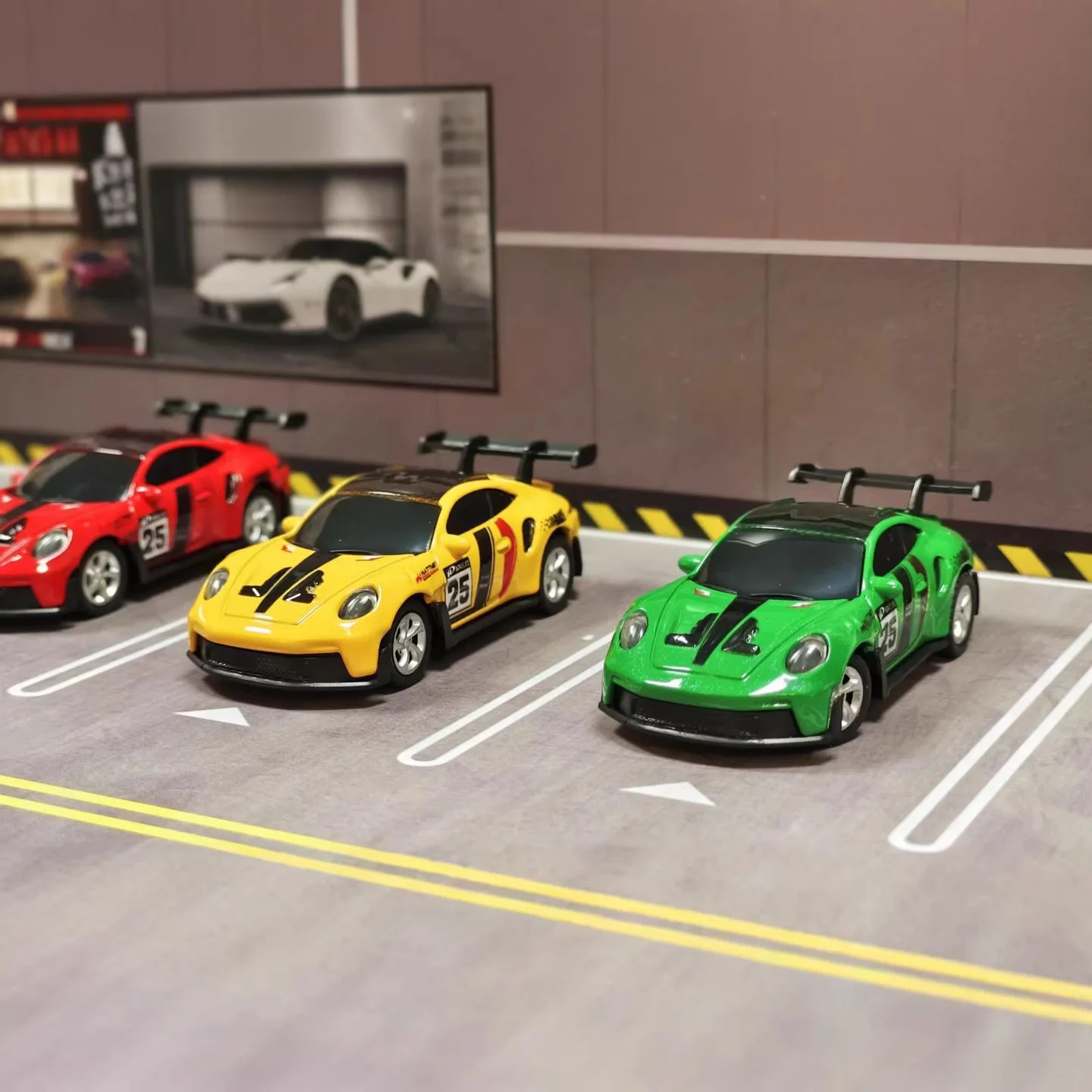 

1:64 Retro Diecast RC Sports Car Compact Mini Alloy Body Built In Bright Lights Remote Popular Collectible Toy For Kids Boys