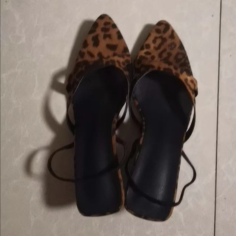 

Sexy Leopard Print Pointed Women's Sandals with High-heeled Back Strap and Hollowed Out Heel, Low Heel, Versatile for Daily Use