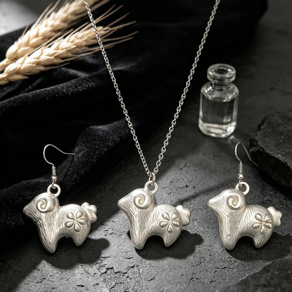 Vintage Matte Lamb Pendant Necklace and Earring Set, Ethnic Style Carved Cute Lamb Jewelry Two-Piece Set