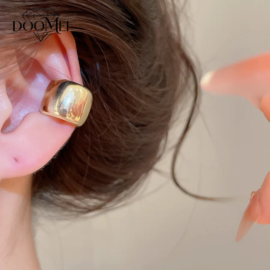 DOO MEI Minimalist Wide Gold Plated Ear Cuff for Women No Piercing Ear Clip Trendy Daily Office Dating Party Ear Jewelry Gifts