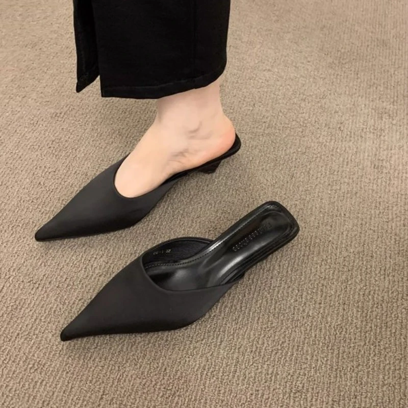 New Spring Pointed Toe Women Mules Slipper Fashion Candy Color Ladies Elegant Dress Sandal Square Low Heel Slip on Slides Shoes