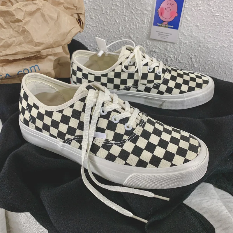 35-44 Unisex Checkered Sneakers Lace Up Women Black White Plaid Canvas Shoes Students Flat Summer Casual Shoes Couple Basic Shoe