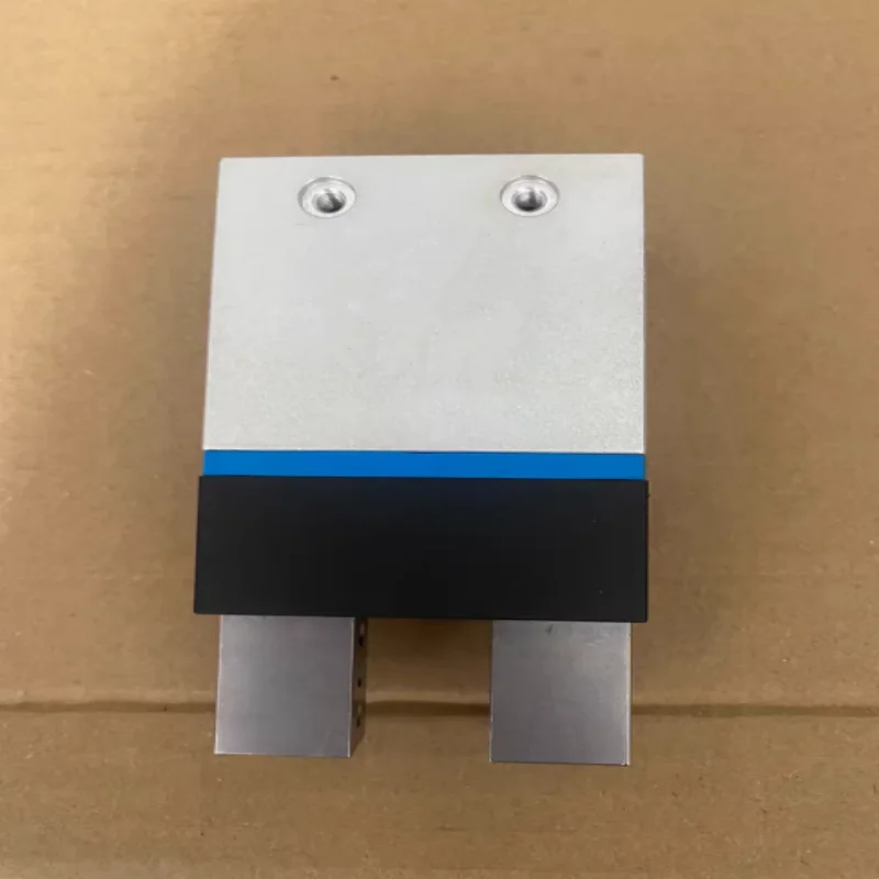 

Brand New Original Parallel Gripper DHPS-10-A 1254040 DHPS-6-A 1254039 DHPS-16-A 1254043 DHPS-25A 1254049 DHPS-20-A 1254046