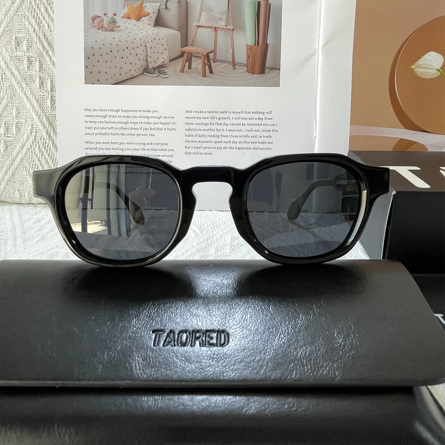

2025 New High-end Personalized Trendy Sunglasses Acetate Noble and Lightweight Glasses Fashion and Protection Sunglasses