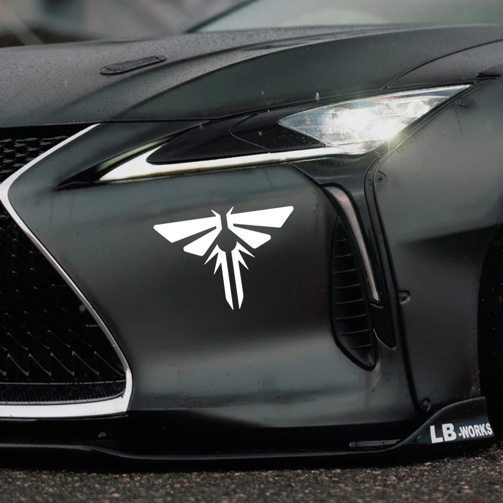 The Last of Us اليراعات ملصق سيارة شاحنة الوفير الزجاج الأمامي مضحك شارات الفينيل لعبة فيديو محمول التصميم اكسسوارات الديكور