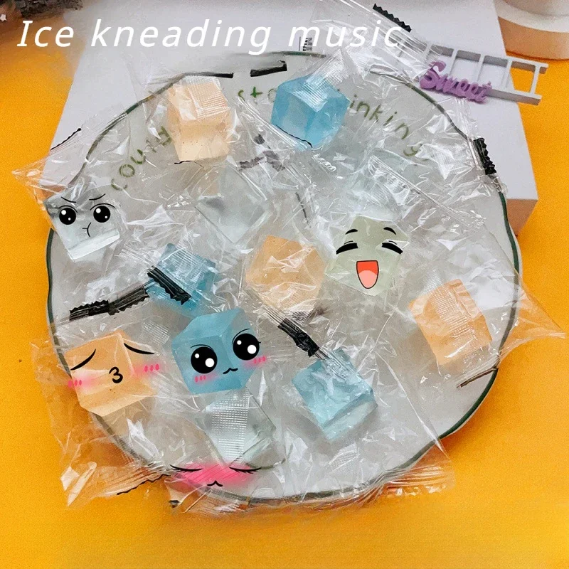 

Stress Reliever Toys Squishy Ice Block Pinching, Creative Decompression, Ice Block Release, Sea Salt Ice Block Toys for Children