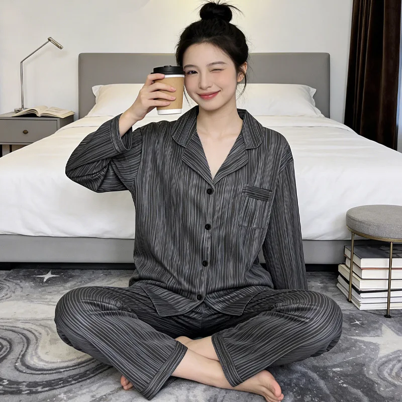 Spring and Autumn New Women's Light Luxury Pure Desire Leopard Print Pajamas Girls High Quality Wrinkled Fabric Homewear Set