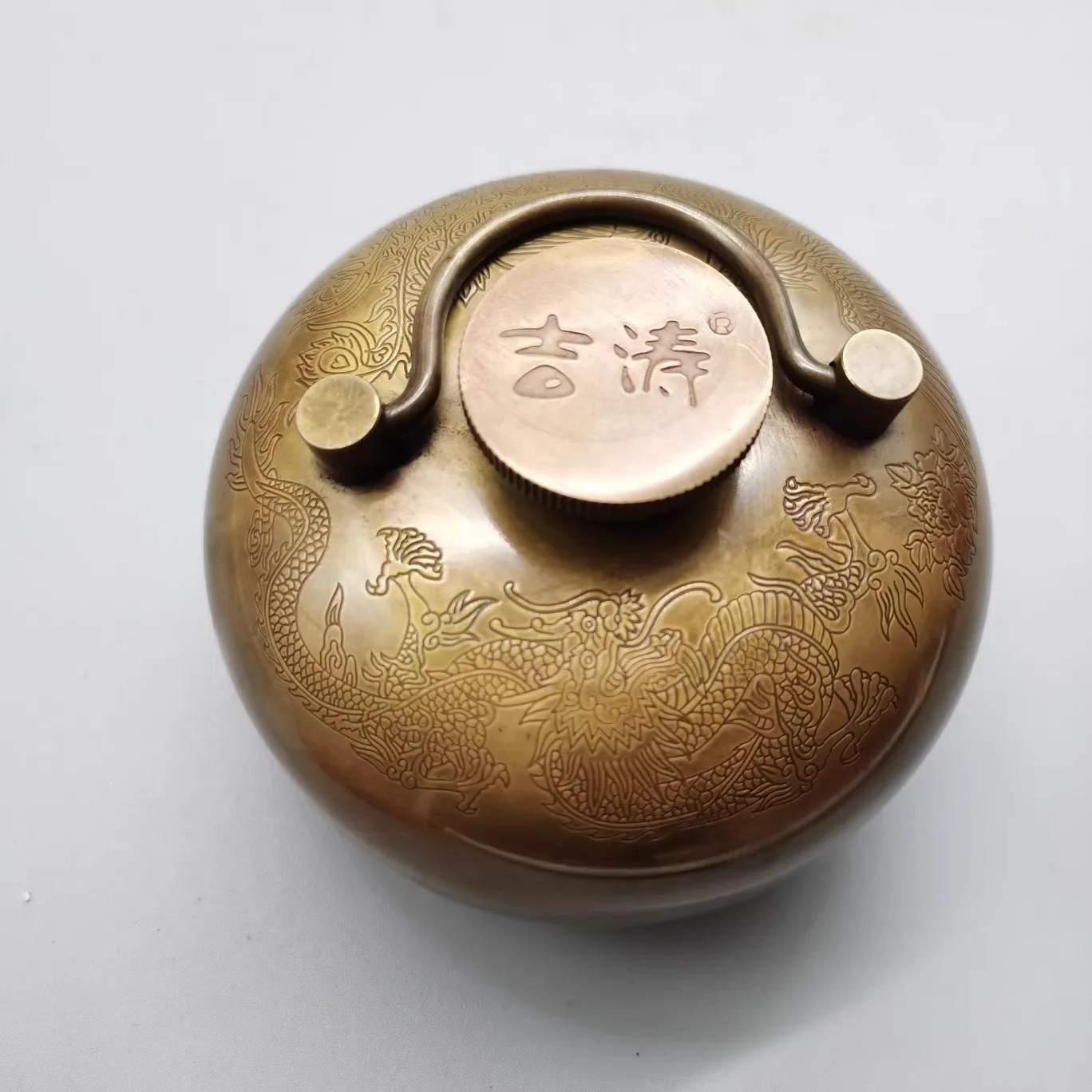 Antique Bronze Small Soup Kettle Dragon and Phoenix Design Hot Water Pot Insulated Kettle Hand Warmer Product Rich