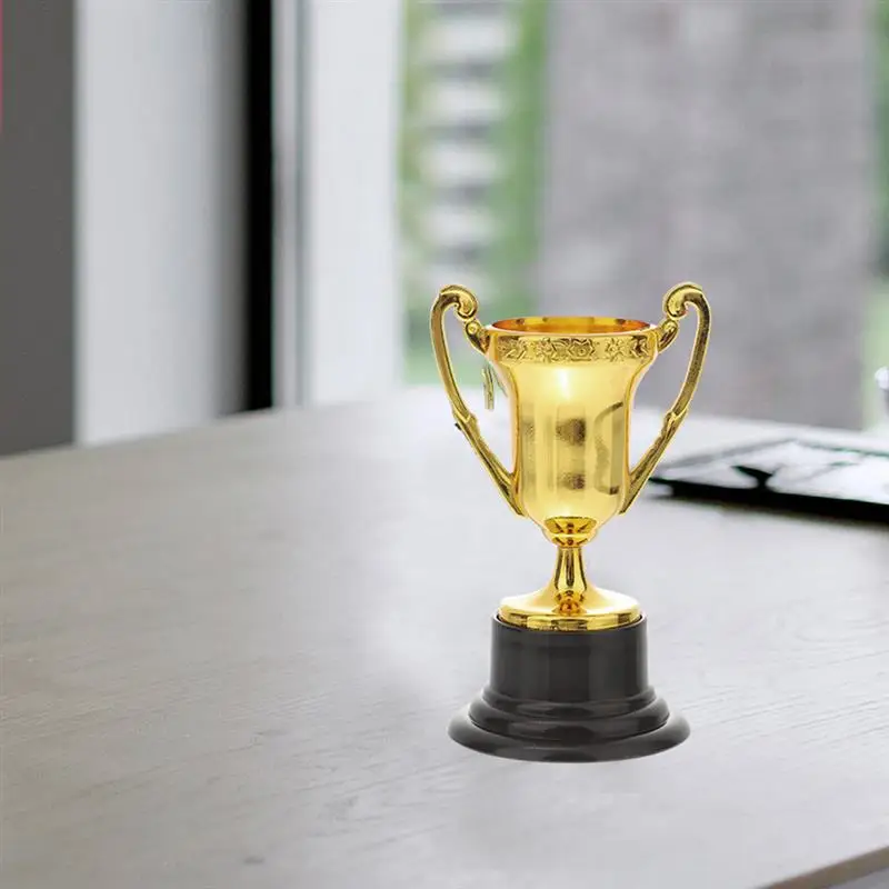 Trofeo de juguete para niños, Mini deportes de plástico, copa de fútbol dorada, recompensa, ganador, fútbol, juguete para niños, Copas de premios de béisbol