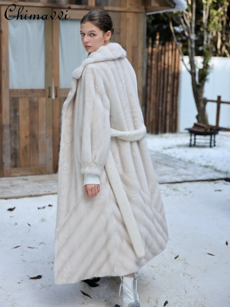 Abrigo de piel de visón blanco de gama alta Otoño Invierno nueva moda gruesa elegante ajustado con cordones traje cuello chaquetas de piel cálidas para mujer