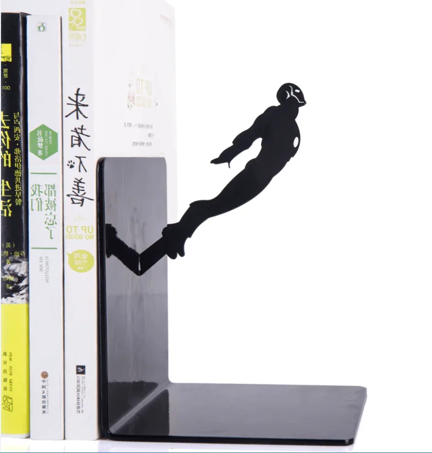 2 Pcs/Set Superhero Bookend Figurines Metal Bookshelf Decor Desktop Ornament Office Desktop Accessories Art Decoration Crafts