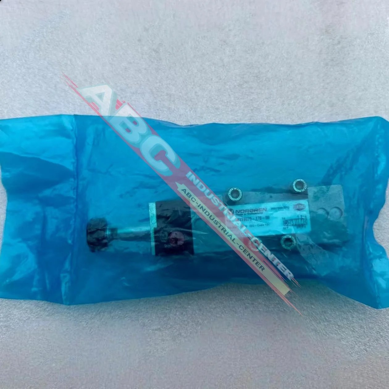 Brandneues VP5006BJ111H00 Magnetventil SXE9561-A80-00