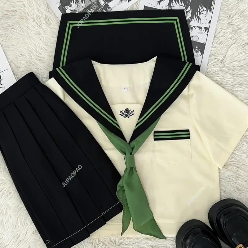 Uniforme scolastica giapponese Ragazza carina Jk Set Cravatta verde Abito da marinaio Set uniforme da donna Autunno e inverno Gioventù a maniche corte lunghe