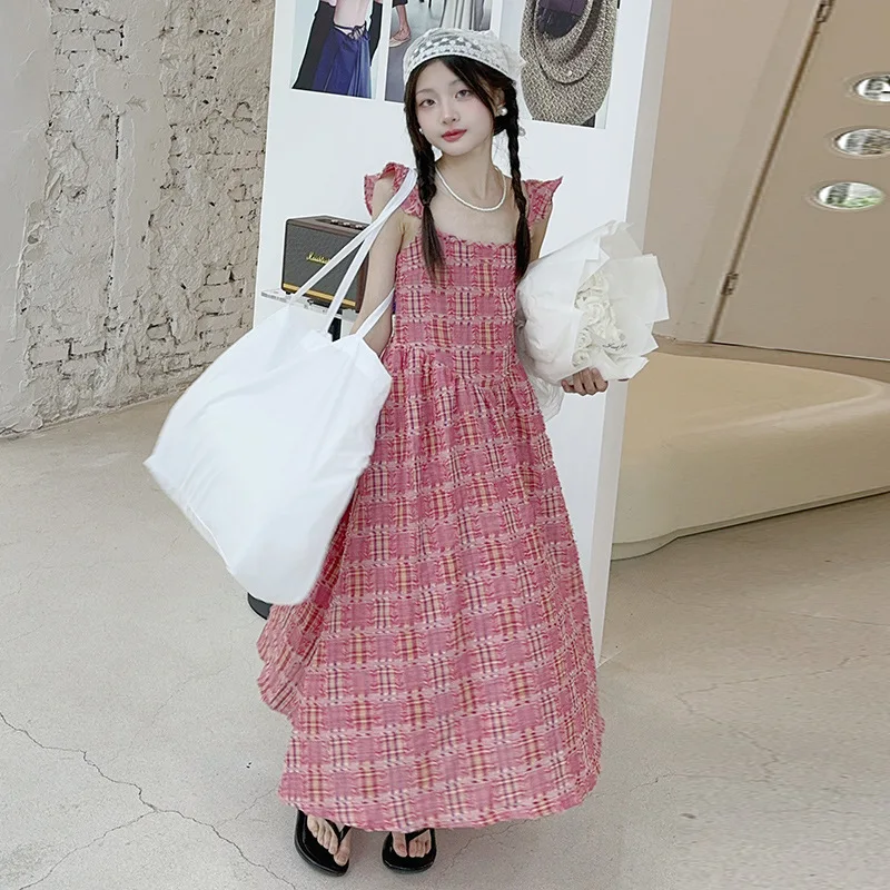 Girls 2024 Korean Sweetheart Checkered Summer Fashion Retro One line Neck Waist Wrapped Fashionable Ragged Edge Checkered Dress