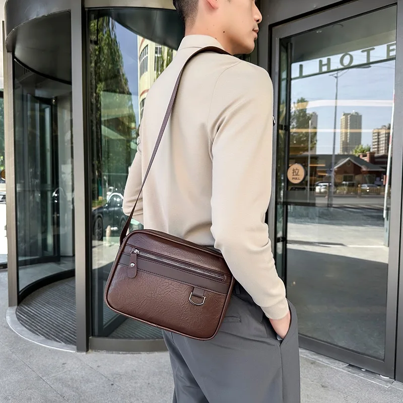 

Men's Crossbody Bag Business Casual 2025 New Trendy Single Shoulder Commuter Fashion Small Square Bag Wide Shoulder Strap Bag