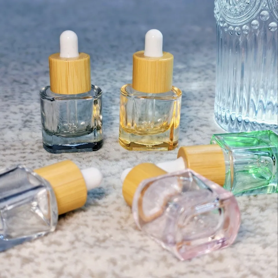 Colorful Glass Dropper Bottle with Bamboo Lid for Essential Oil Makeup Remover Liquid for Essential Oil Serum Liquid