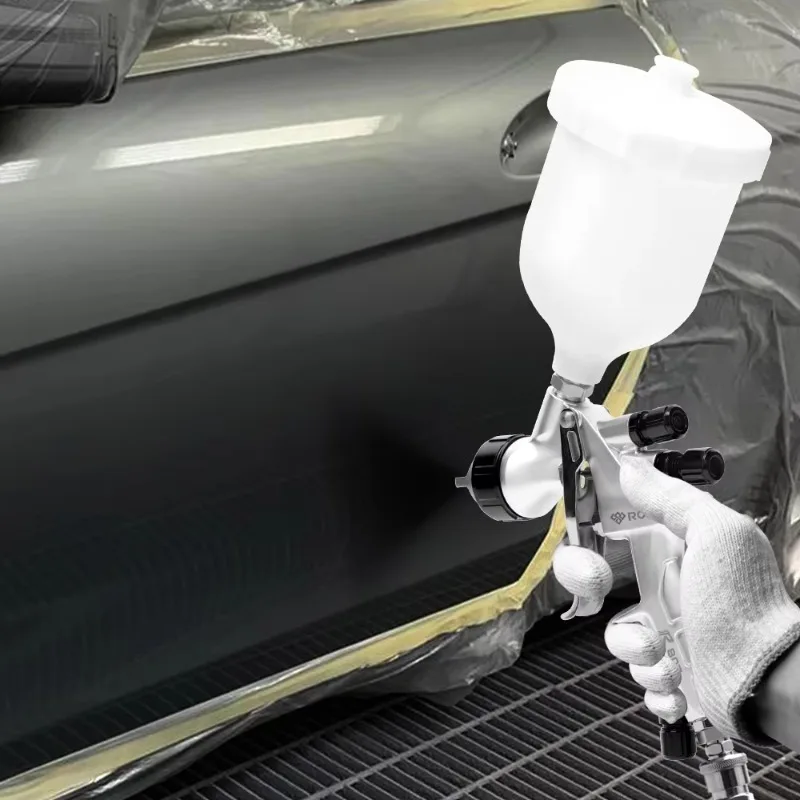 

R807 Hot Sale Reduced Pressure Air Spray Paint Gun 1.3mm Car Spray Guns to Paint