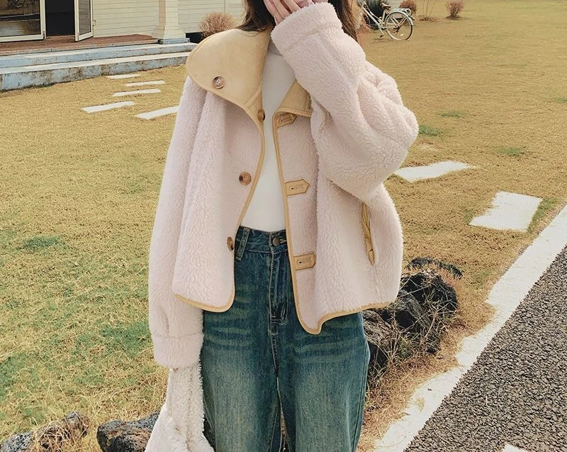Two Sided Fur One-piece Short Jacket for Women's Autumn and Winter New Style  Age Reducing Lapel Small Lamb Wool Top