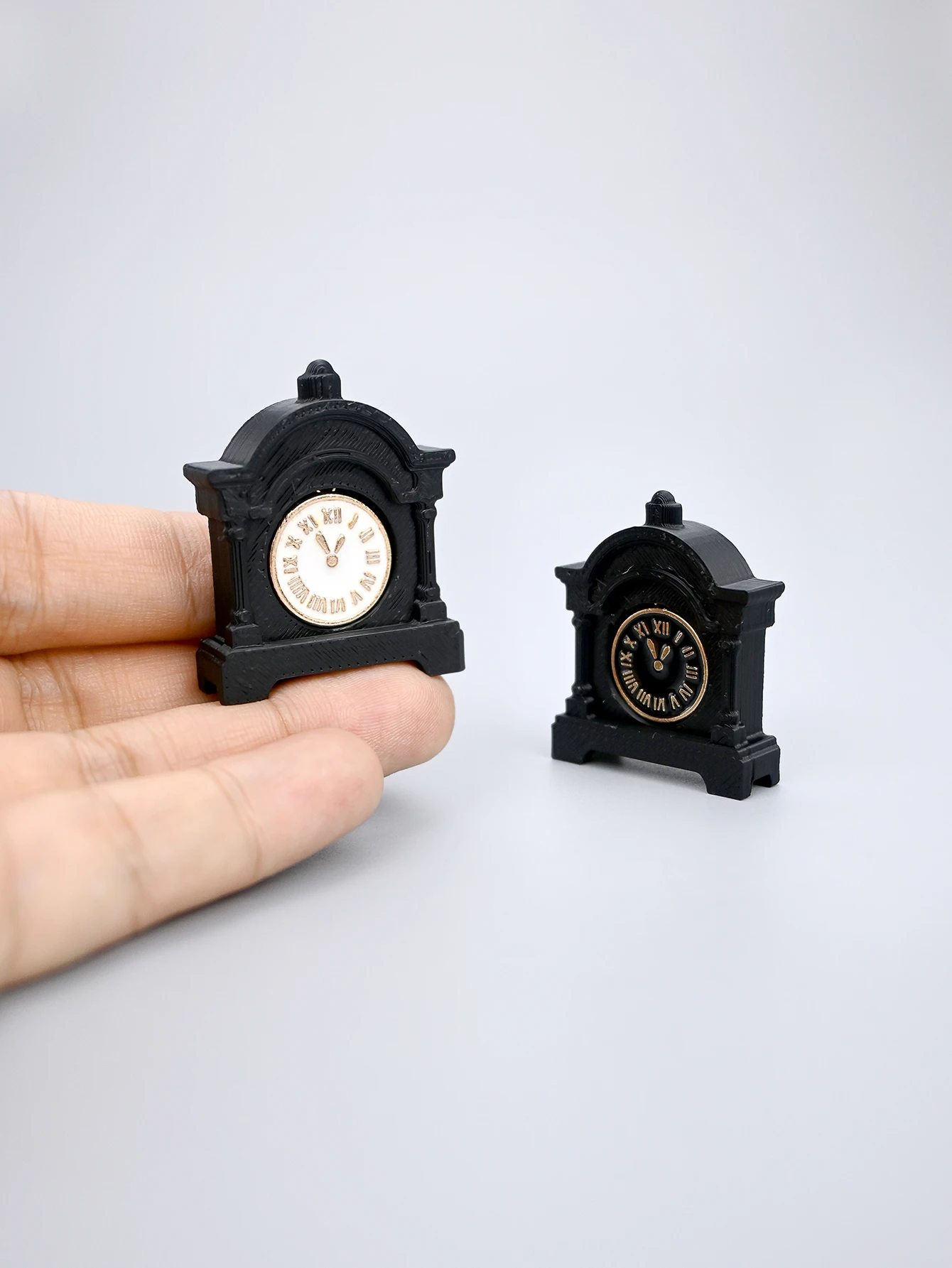 Un adorno de reloj vintage en - Photography Vintage reseña y precio