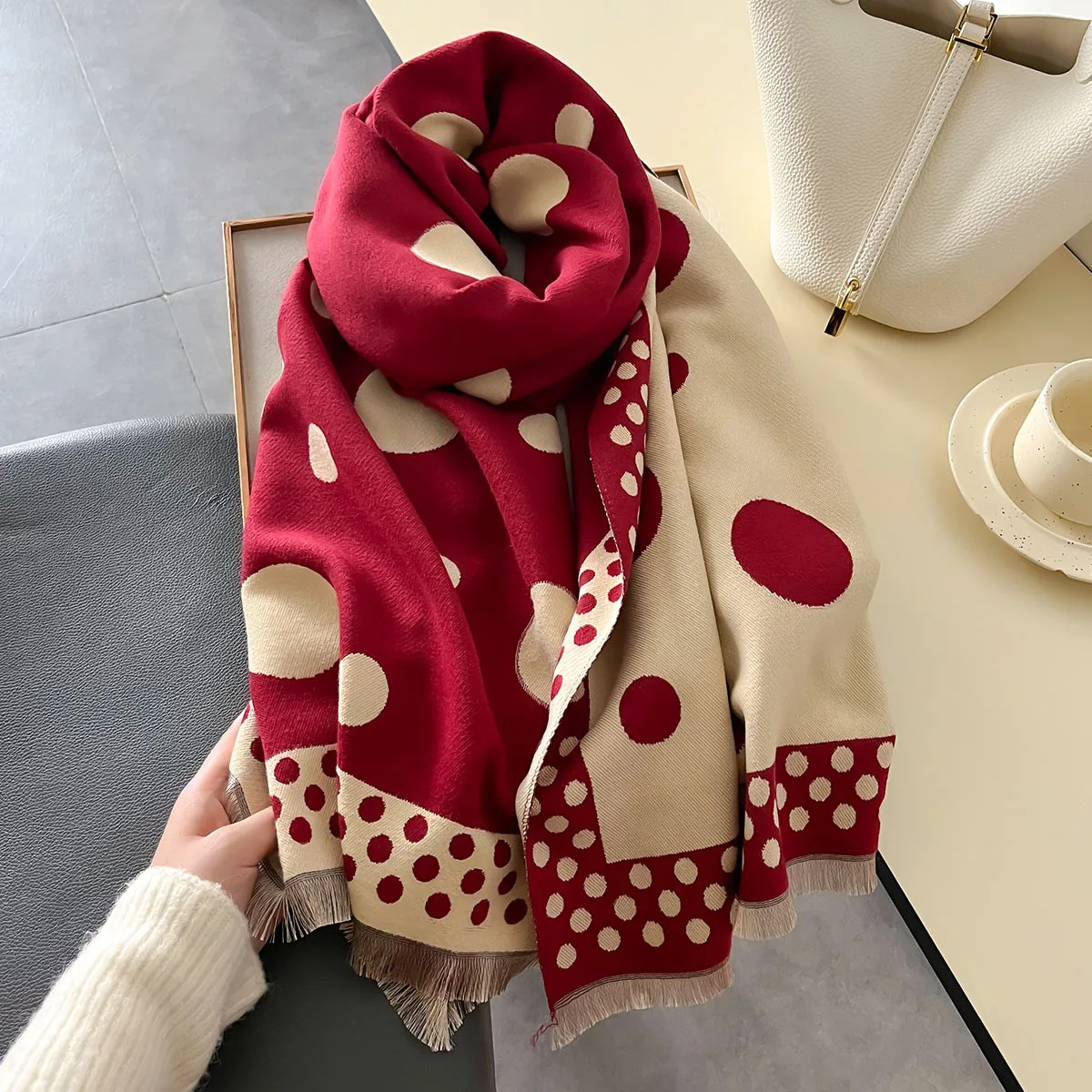 Winter Warm Scarf Pashmina Scarf For Women Thick Double Sided Wraps Female Cashmere Feel Shawl Luxury Tassel Polka dots Blanket