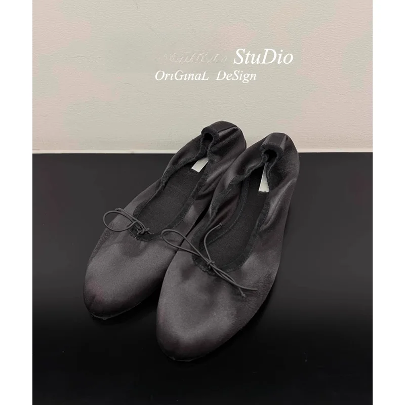 

Шелковая версия, мягкие балетки с узлом, удобные Materni oes, без шнуровки, с круглым носком, на плоской подошве, резиновая подошва, противоскользящая