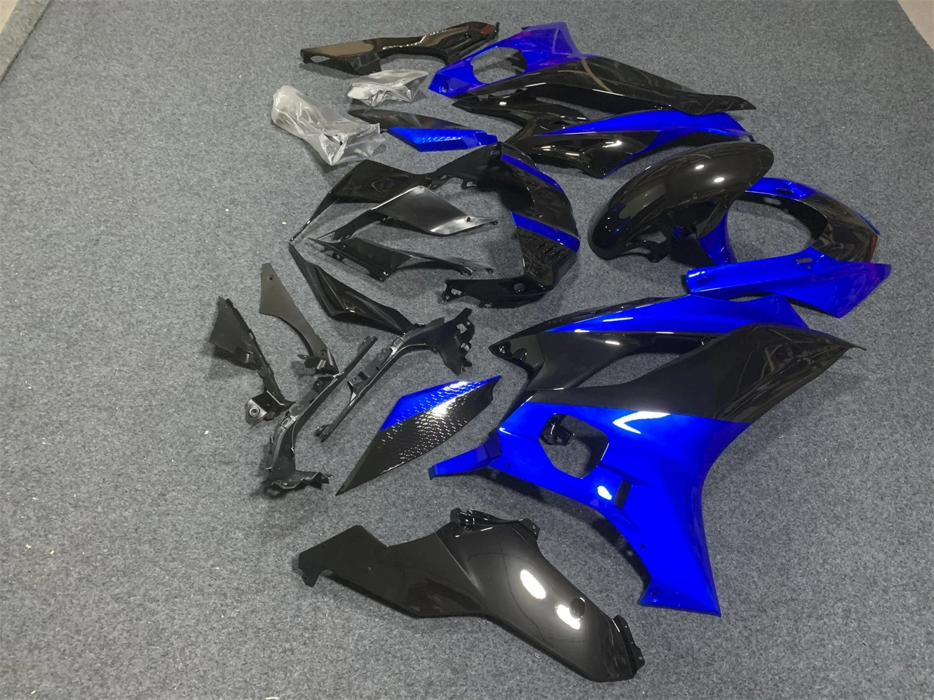 Kit de carenagem de motocicleta adequado para Yamaha R6 17-21 anos YZF600 2017 2018 2019 2020 2021 carenagem azul