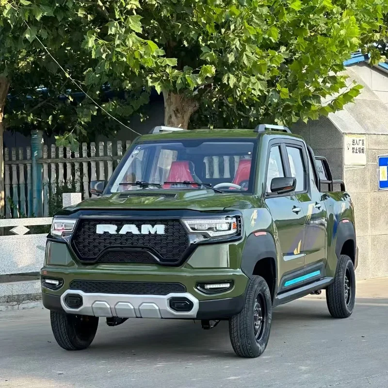 2026 New Style Low Price Customizable New Energy Car Four Wheel Pickup 3500W 60V 4 Long Range Moving Goods