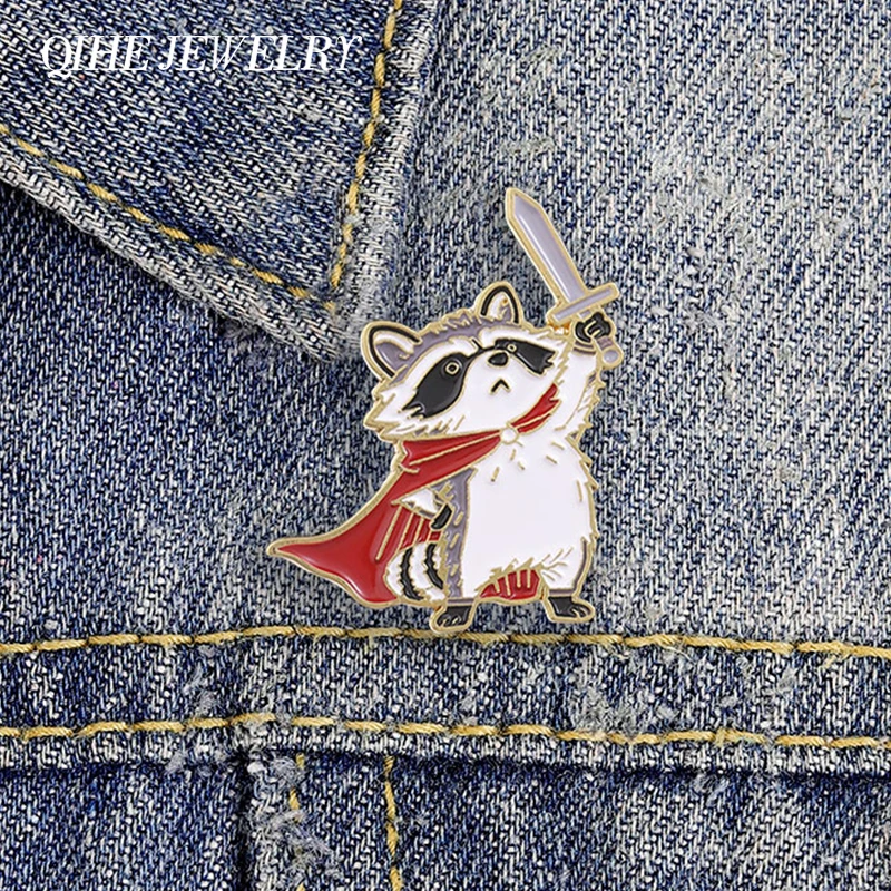 Cute Raccoon Warrior Holding Sword Enamel Pin Cartoon Hero Knight Raccoon Animal Brooch Lapel Badge Backpack Jewelry Friend Gift