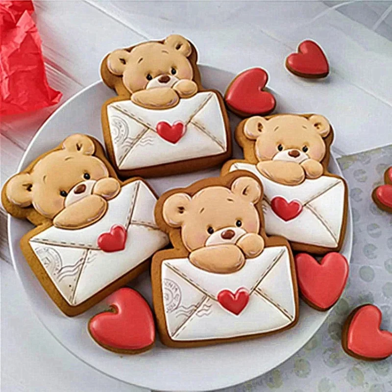 Valentine\'s Day Style Cookie Cutters and Stamps Cute Bear Biscuit Molds DIY Lover Cake Fondant Baking Tools Wedding Dessert gift