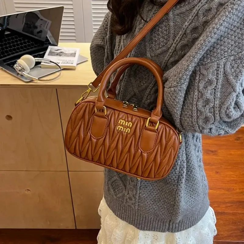 

2026 New Women's Pleated Bowling Bag, Korean Style Unique Pillow Square Bag, Multi-Way Convertible Top Handle Shoulder Bag