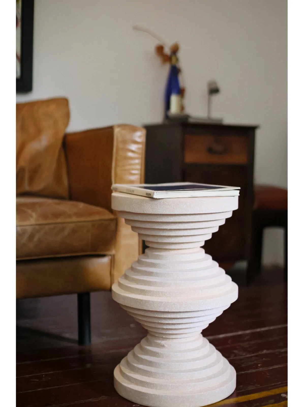 Nordic Light Luxury Style Side Table Modern Home Art Decoration Simple Coffee Cement Material Cylindrical Shape Step Shape Table