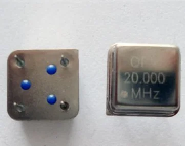 4M 8M 10M 12M 20M 24M 25M 32M 40M 48M 100MHZ 22.579MHZ 32.768KHZ 1.000MHZ Half Size Square DIP-4 Clock Crystal Oscillator