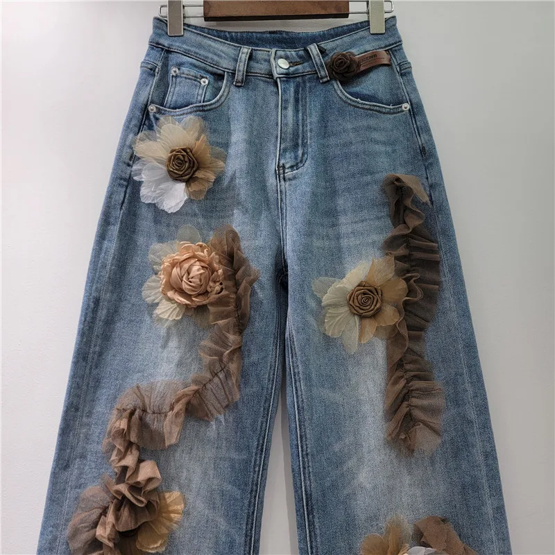 European and American Heavy Industry Three-Dimensional Lace Flower Decorative Jeans Women 2025 New High Waist Wash Straight