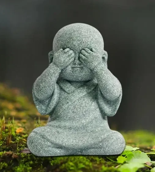 Little Buddhist Monks Figurine Buddha Stone Statue Buddhism Zen Monk Garden Ornament Meditation Home Aquarium Decoration