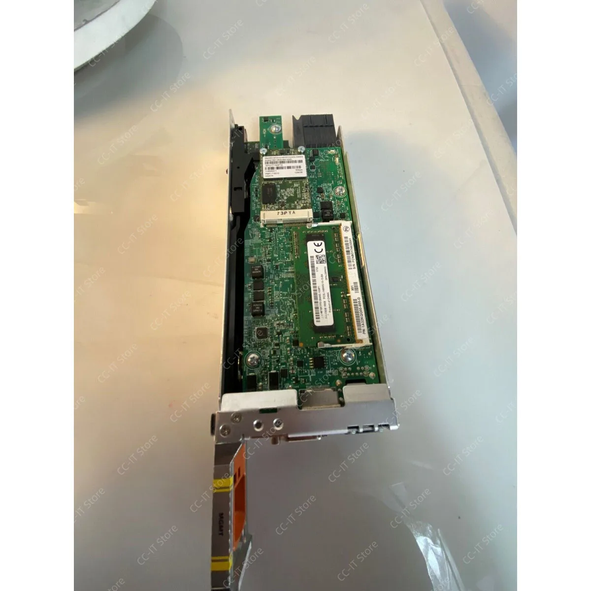100-564-195-04 Management Module with 4GB RAM 128GB MLC For VPLEX VS6 Storage Array