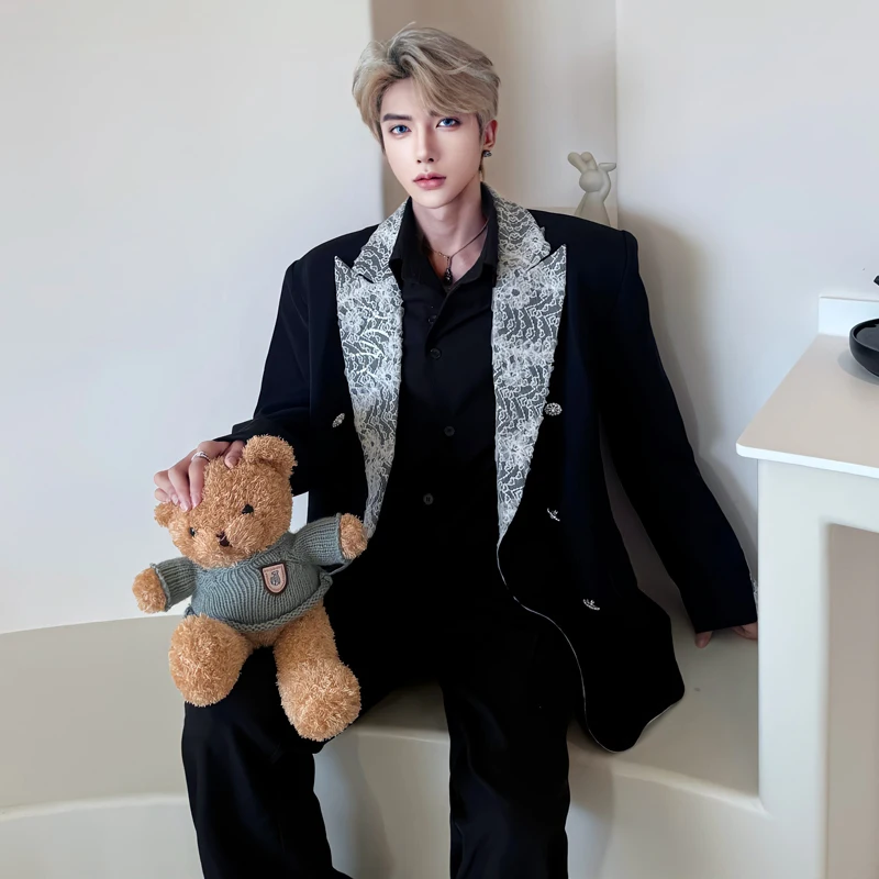 WTHT ファッションメンズスプライスレースコントラストカラーブレザーコートトレンディなターンダウンカラー長袖ジャケット男性 2025 秋 2A2139