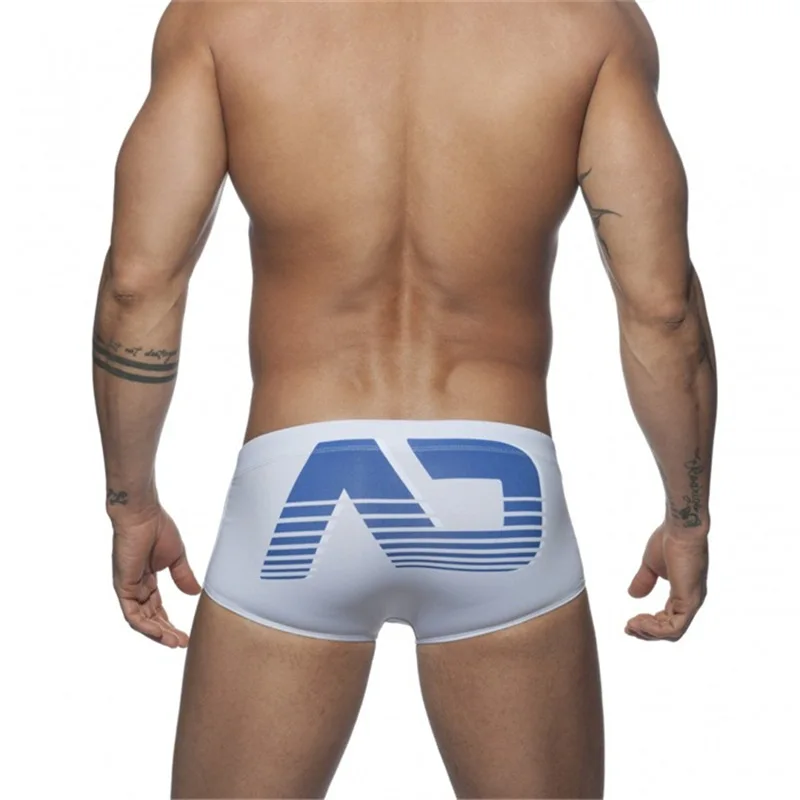 سروال سباحة رجالي منخفض الخصر ، ملابس سباحة سريعة الجفاف ، شورت مطبوع رقمي ، ملابس سباحة على شكل كوب ، زاوية مسطحة ، مثير
