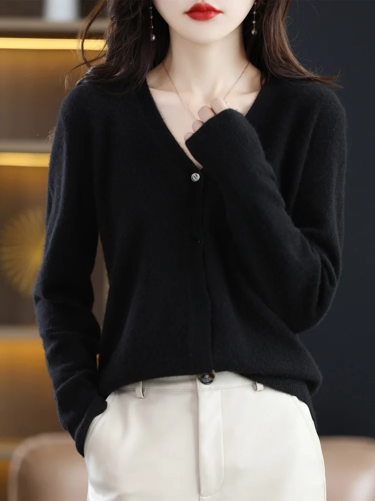 2023 New V-Neck Long Sleeve Knitted Sweater Light Weight Loose Fit Pure Color Spring Autumn Women's Cardigan Korean Style
