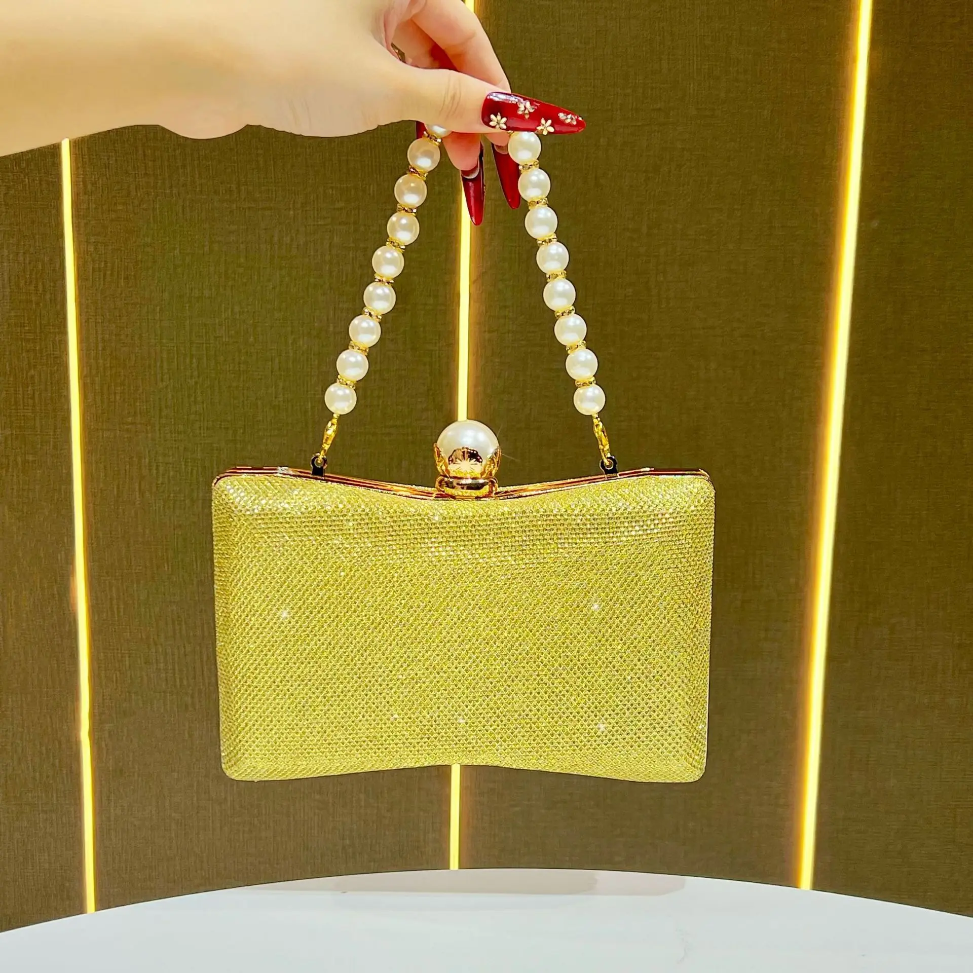 Celebrity Dinner Holding Fashion Clutch Bag Chain Portable Bridal Bridesmaid Dress Bag Cheongsam Bag