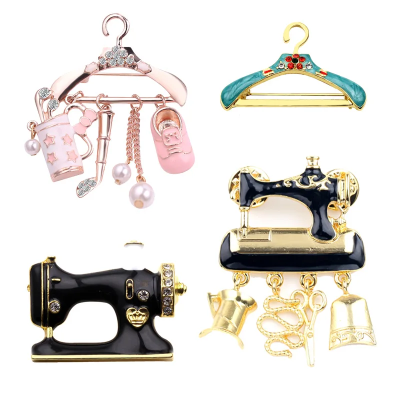 Creative Clothes Rack Sewing Machine Tailor Brooch Literary Drip Oil Pins Fashion Women's Bag Clothing Accessories